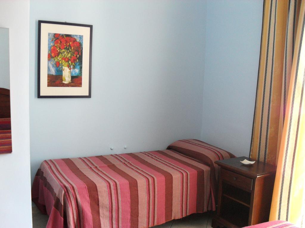Torrenova  Hotel Piro חדר תמונה