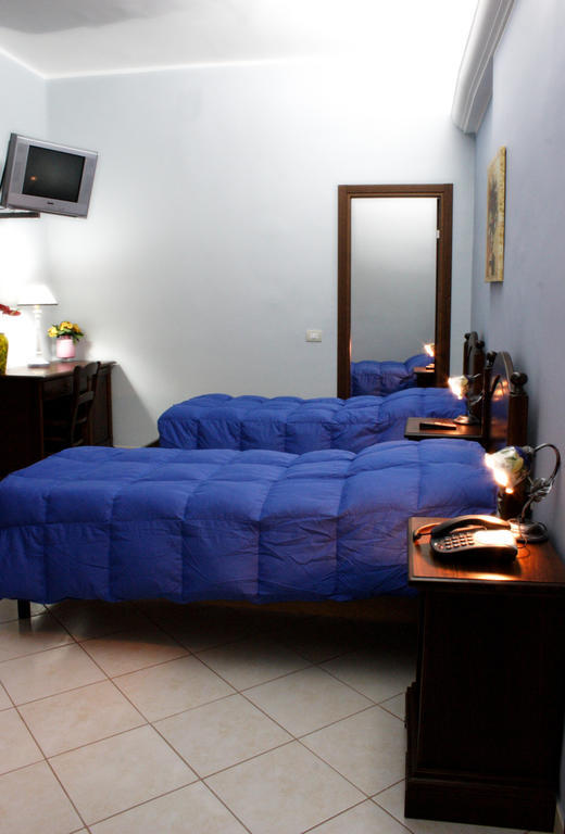 Torrenova  Hotel Piro מראה חיצוני תמונה